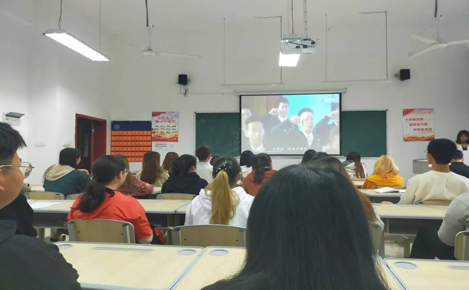 ˵: https://jg.cqzhxy.cn/SITE_ATTACHE/jg_cqzhxy_cn/2022-11-10/upload/image/20221110/1668067072386083987.png